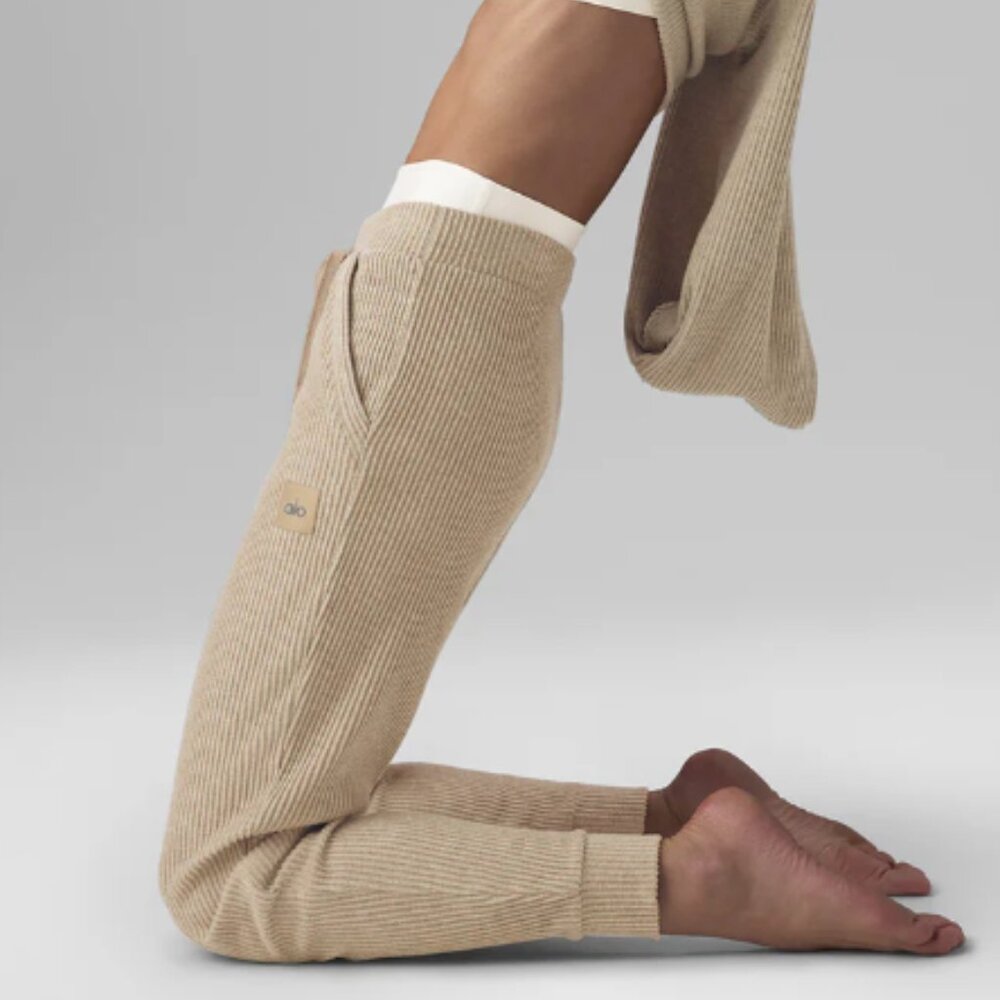 Alo Yoga - Muse Sweatpant Size- XXS